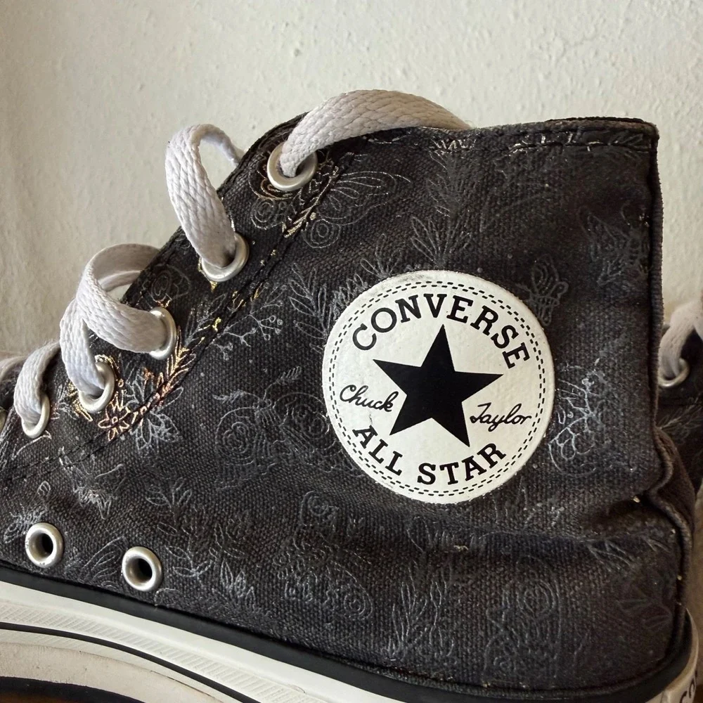 Converse Chuck Taylor All Star EVA Lift Hi Floral Youth Size 3 Platform